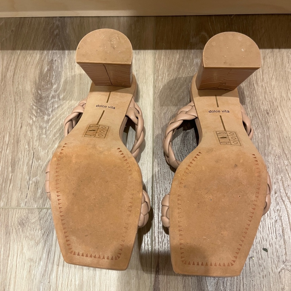 Dolce Vita Women's Braided Tan Heels - Picture 4 of 5